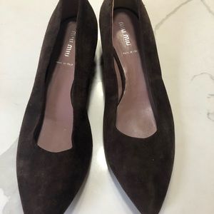 💯 % authentic MiU MIU brown suede 1” heels